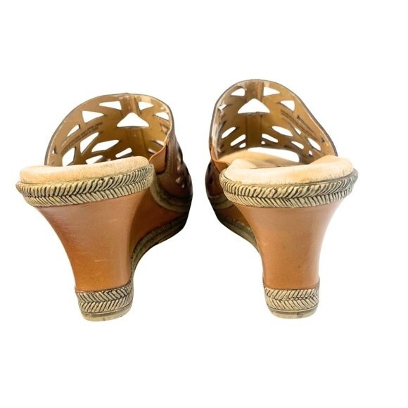Earth | Women's  Slip on Leather Wedge Sandals Size 8 - Picture 7 of 14